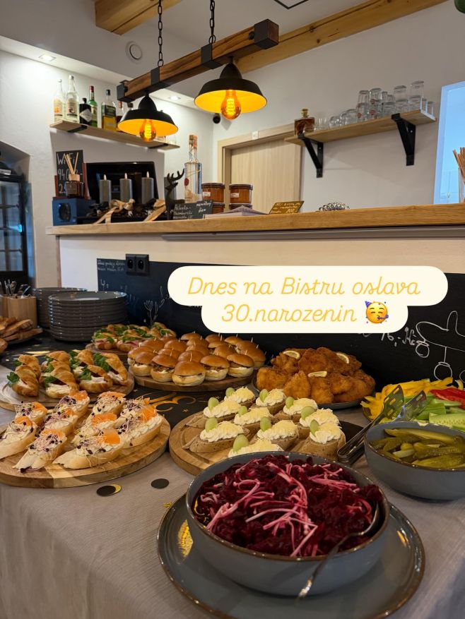 Dnes na Bistru oslava 30.narozenin, oslavenkyni přejeme vše jen to nejlepší 🥳